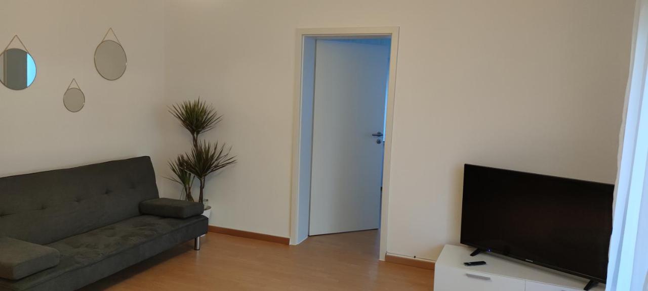 Schoene Und Optimal Gelegene Wohnung Og Weisskirchen Екстер'єр фото